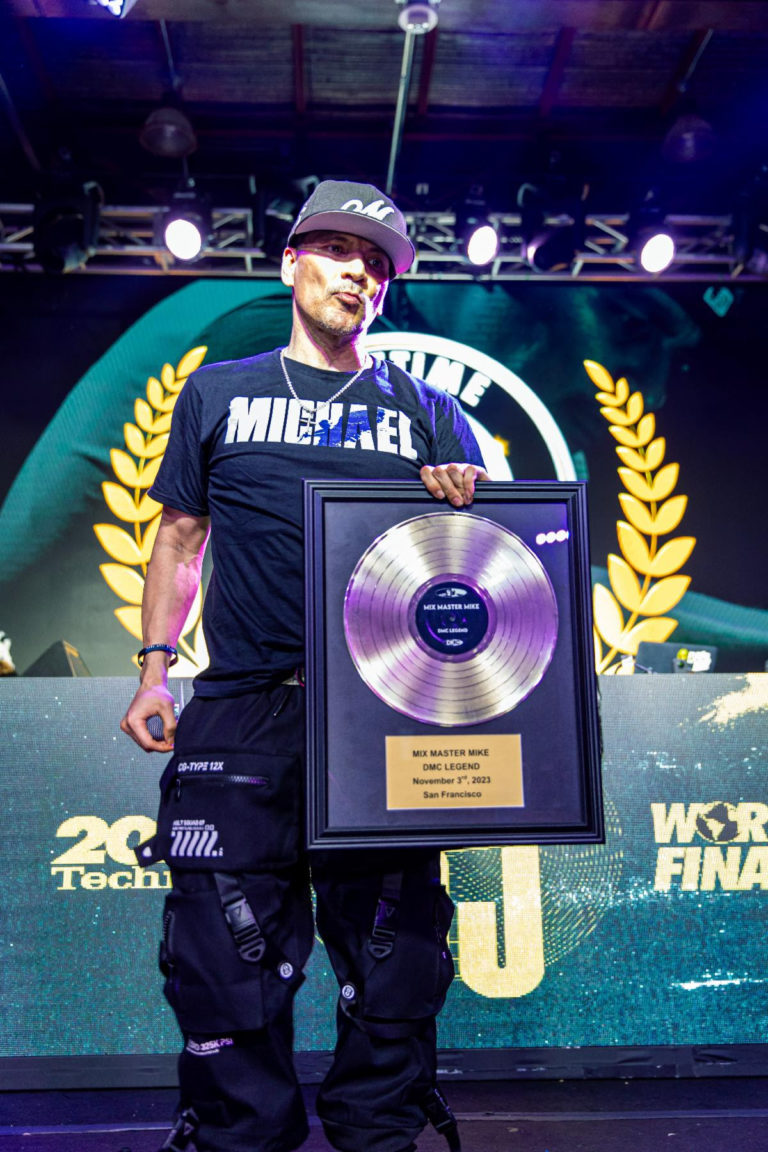 Mix Master Mike Receives the DMC LEGEND Award + Meet the new DMC World + World Supremacy Champions!